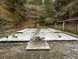 旧神殿に雪が降る｜伊野天照皇大神宮